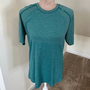 Lululemon Men’s Size Medium Vent Tech Stretch Athletic Short Sleeve Green Teal